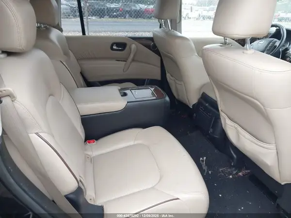 JN8AY2NC5KX511875 2019 NISSAN ARMADA - Image 8