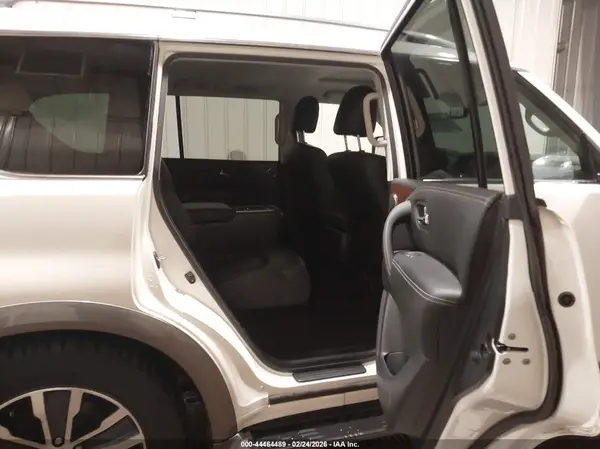 JN8AY2NC5L9622383 2020 NISSAN ARMADA - Image 8