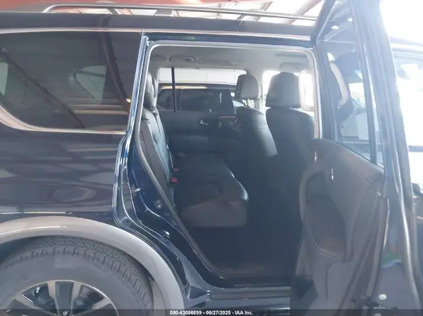 JN8AY2NC6H9500185 2017 NISSAN ARMADA - Image 8