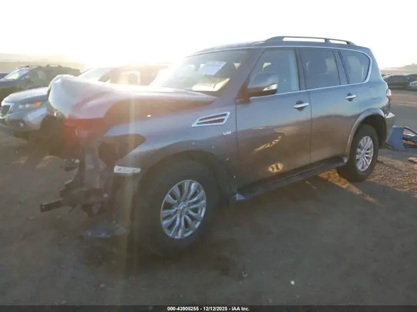 JN8AY2NC6K9588971 2019 NISSAN ARMADA - Image 2