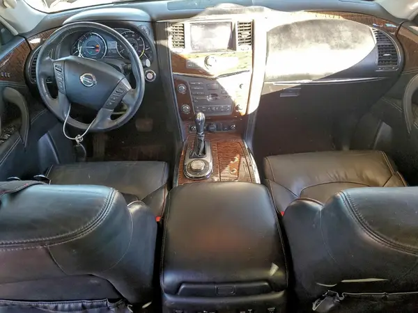 JN8AY2NC7H9500261 2017 NISSAN ARMADA - Image 8
