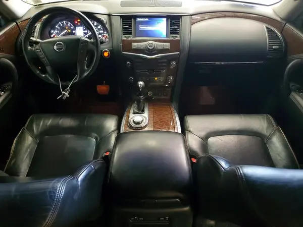 JN8AY2NC7H9500471 2017 NISSAN ARMADA - Image 8
