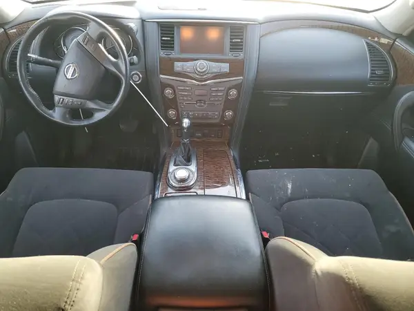JN8AY2NC7H9510045 2017 NISSAN ARMADA - Image 8