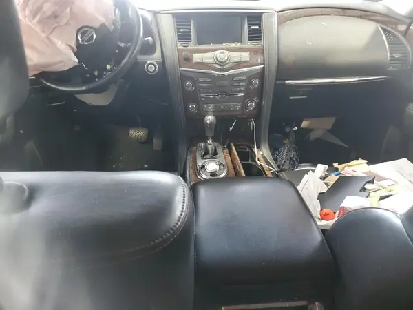 JN8AY2NC7J9551815 2018 NISSAN ARMADA - Image 8
