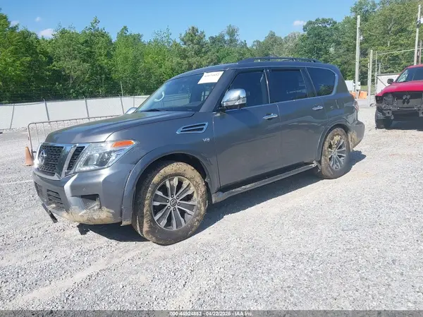 JN8AY2NC7JX502027 2018 NISSAN ARMADA - Image 2