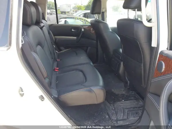 JN8AY2NC8H9510877 2017 NISSAN ARMADA - Image 8