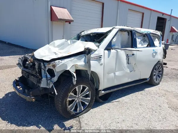 JN8AY2NC8H9510930 2017 NISSAN ARMADA - Image 2