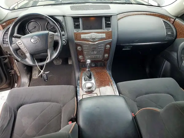 JN8AY2NC8J9552083 2018 NISSAN ARMADA - Image 8