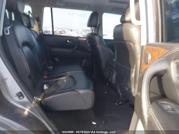 JN8AY2NC8J9556800 2018 NISSAN ARMADA - Image 8
