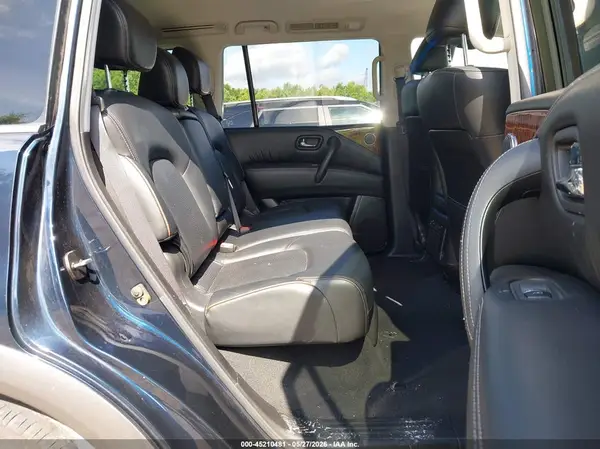 JN8AY2NC8JX502425 2018 NISSAN ARMADA - Image 8