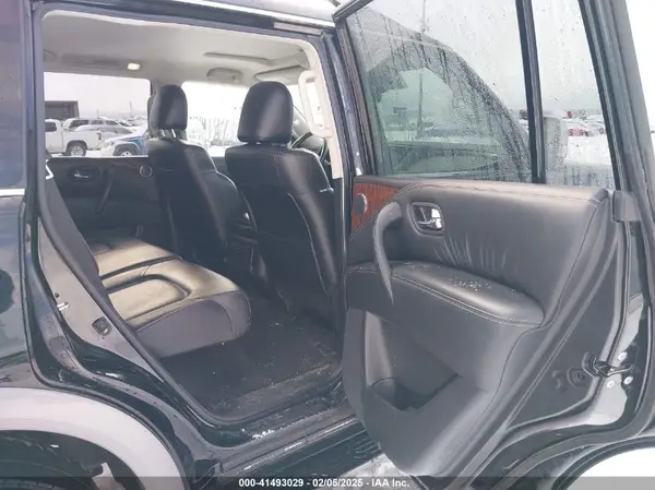 JN8AY2NC8K9583450 2019 NISSAN ARMADA - Image 8