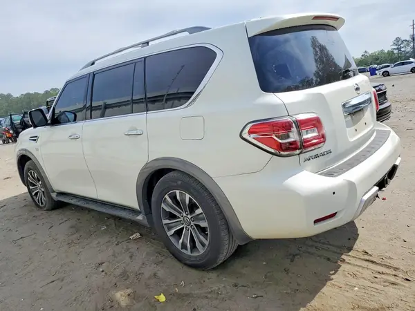JN8AY2NC9H9500262 2017 NISSAN ARMADA - Image 2