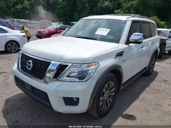 JN8AY2NC9H9503050 2017 NISSAN ARMADA - Image 2