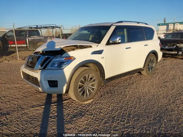 JN8AY2NC9H9503775 2017 NISSAN ARMADA - Image 2