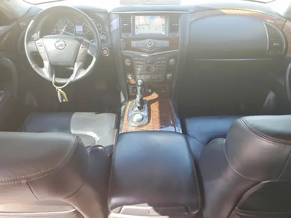 JN8AY2NC9H9510242 2017 NISSAN ARMADA - Image 8