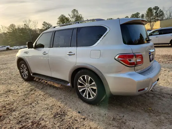 JN8AY2NC9J9551914 2018 NISSAN ARMADA - Image 2