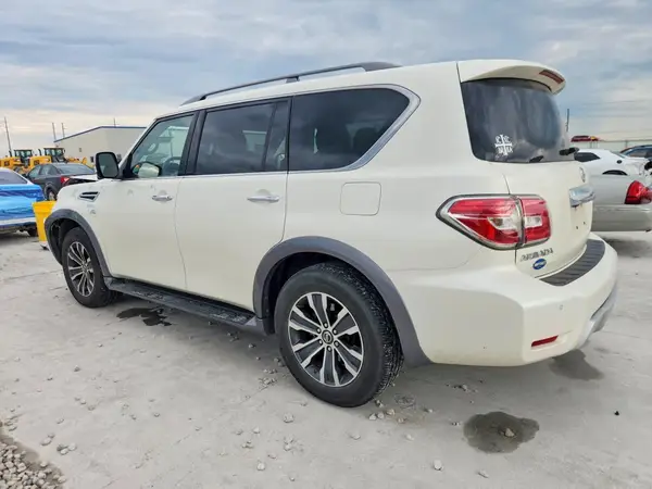 JN8AY2NC9JX503325 2018 NISSAN ARMADA - Image 2