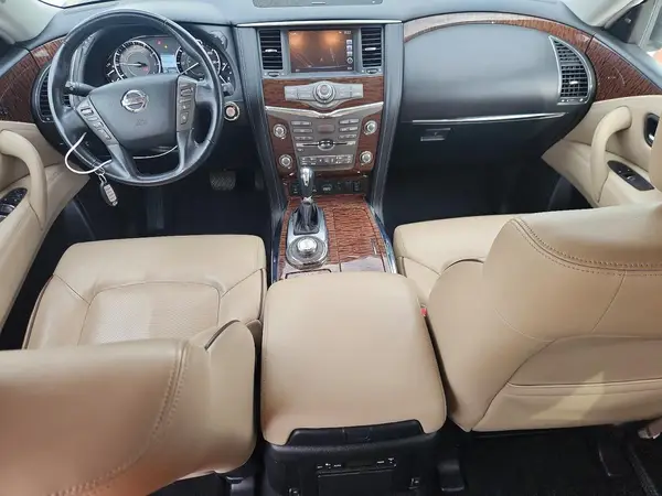 JN8AY2NC9JX503325 2018 NISSAN ARMADA - Image 8