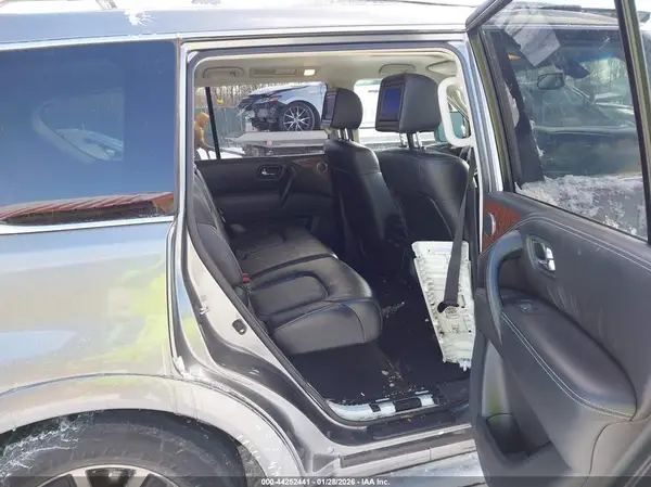 JN8AY2NCXH9501145 2017 NISSAN ARMADA - Image 8