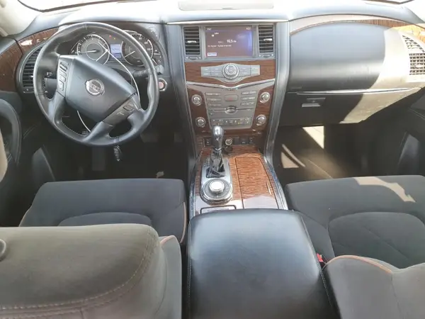 JN8AY2NCXH9502845 2017 NISSAN ARMADA - Image 8
