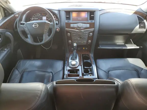 JN8AY2NCXH9504658 2017 NISSAN ARMADA - Image 8