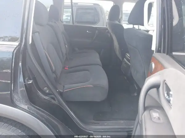 JN8AY2NCXH9509603 2017 NISSAN ARMADA - Image 8