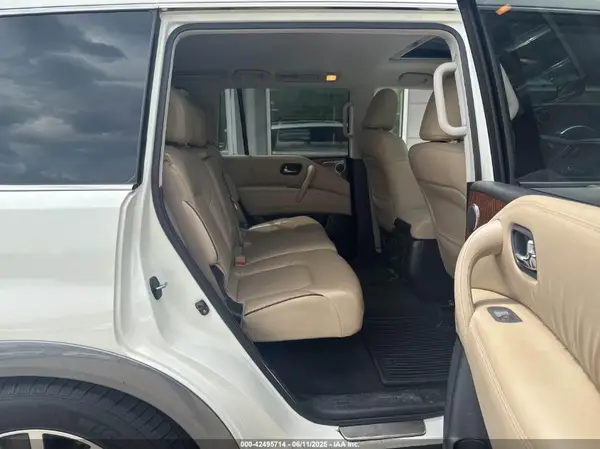 JN8AY2NCXH9510086 2017 NISSAN ARMADA - Image 8