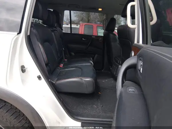 JN8AY2NCXJ9557768 2018 NISSAN ARMADA - Image 8