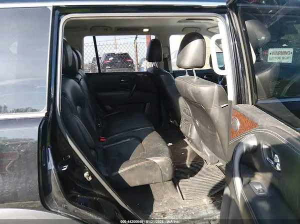 JN8AY2NCXKX512407 2019 NISSAN ARMADA - Image 8