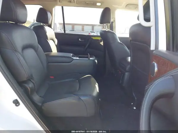 JN8AY2NCXL9621570 2020 NISSAN ARMADA - Image 8