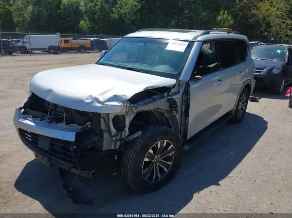 JN8AY2ND0JX000338 2018 NISSAN ARMADA - Image 2