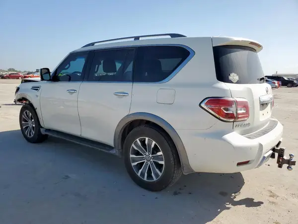 JN8AY2ND1H9000962 2017 NISSAN ARMADA - Image 2