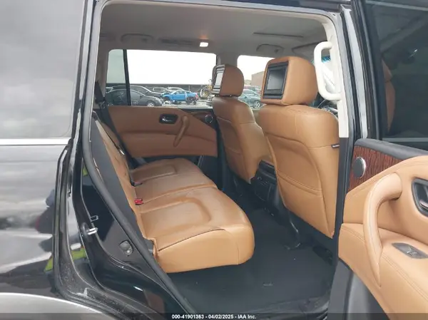 JN8AY2ND1H9003702 2017 NISSAN ARMADA - Image 8