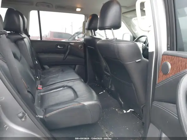 JN8AY2ND2JX002463 2018 NISSAN ARMADA - Image 8
