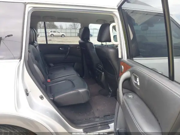 JN8AY2ND3H9001367 2017 NISSAN ARMADA - Image 8