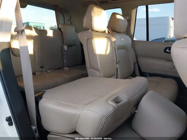 JN8AY2ND4J9051359 2018 NISSAN ARMADA - Image 8