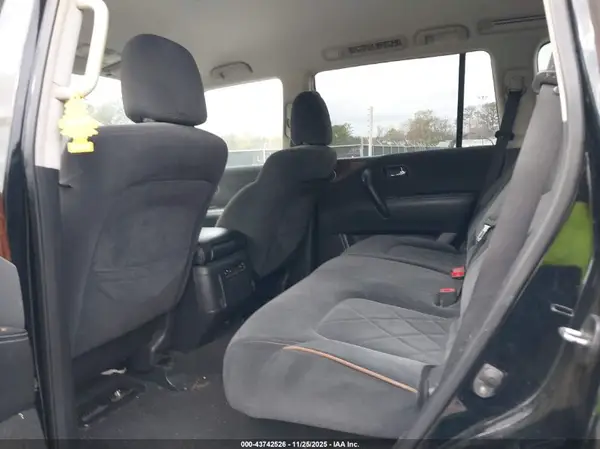 JN8AY2ND4J9059672 2018 NISSAN ARMADA - Image 8