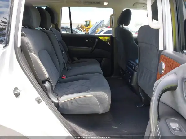 JN8AY2ND4K9089370 2019 NISSAN ARMADA - Image 8