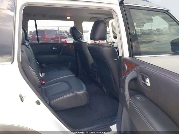 JN8AY2ND6J9050942 2018 NISSAN ARMADA - Image 8