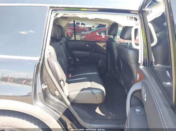 JN8AY2ND6JX002725 2018 NISSAN ARMADA - Image 8