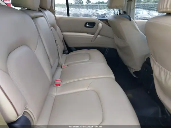 JN8AY2ND7H9000996 2017 NISSAN ARMADA - Image 8