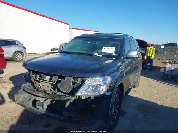 JN8AY2ND7H9011139 2017 NISSAN ARMADA - Image 2