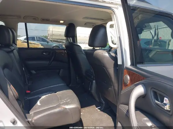 JN8AY2ND8K9092966 2019 NISSAN ARMADA - Image 8
