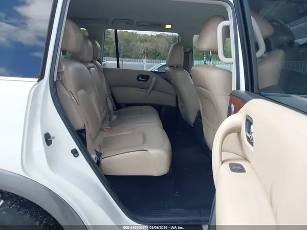 JN8AY2NDXH9001690 2017 NISSAN ARMADA - Image 8