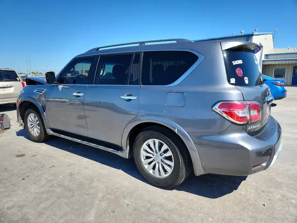 JN8AY2NDXH9001883 2017 NISSAN ARMADA - Image 2