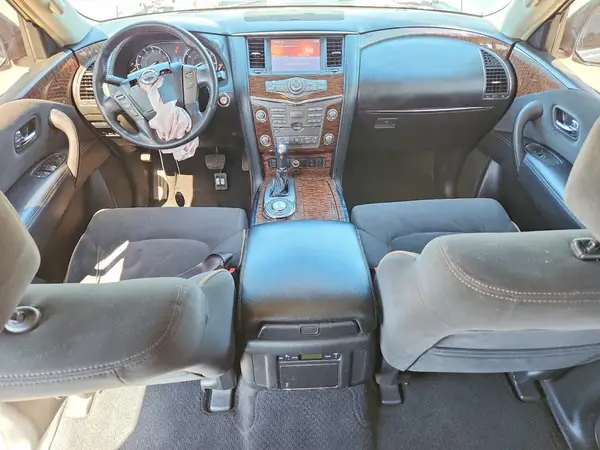 JN8AY2NDXH9001883 2017 NISSAN ARMADA - Image 8