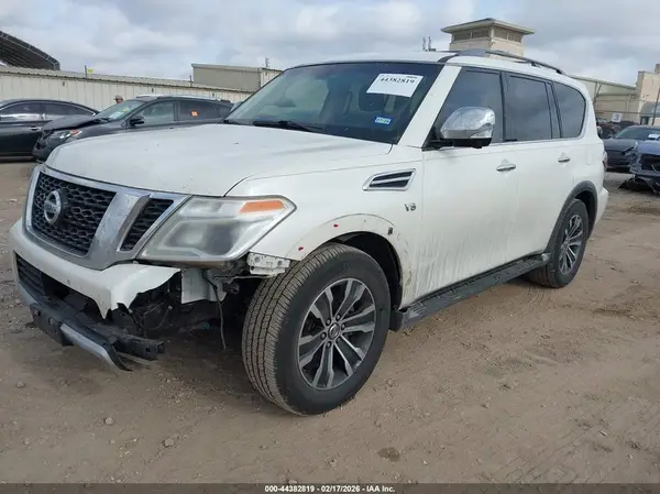 JN8AY2NDXH9001897 2017 NISSAN ARMADA - Image 2