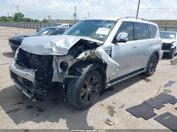 JN8AY2NDXH9003665 2017 NISSAN ARMADA - Image 2