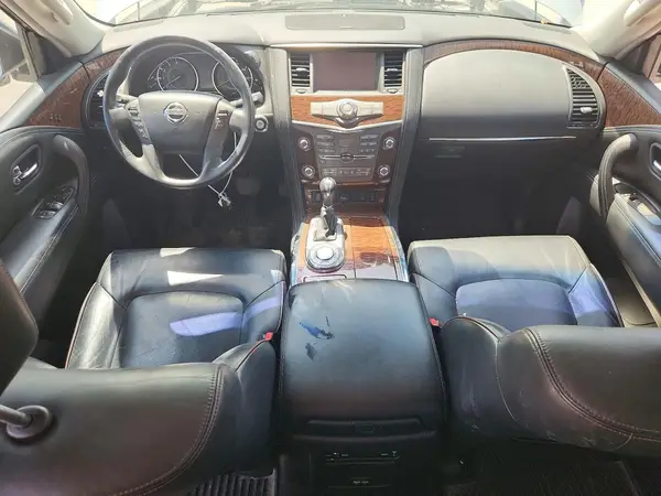 JN8AY2NDXH9004685 2017 NISSAN ARMADA - Image 8