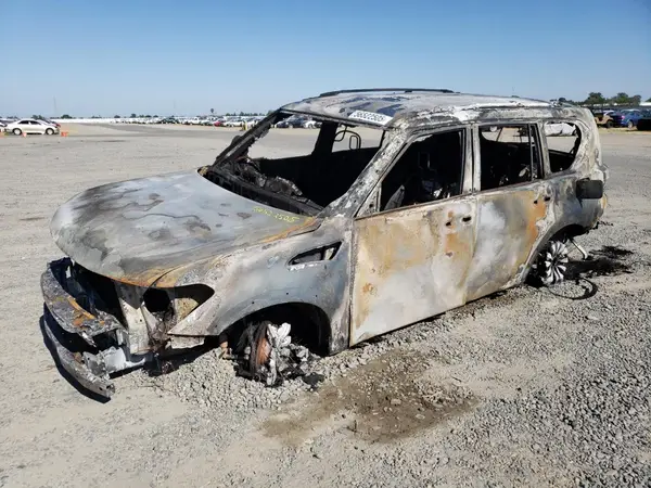 JN8AY2NDXH9005223 2017 NISSAN ARMADA - Image 1